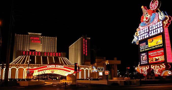 Circus Circus Wedding Chapel